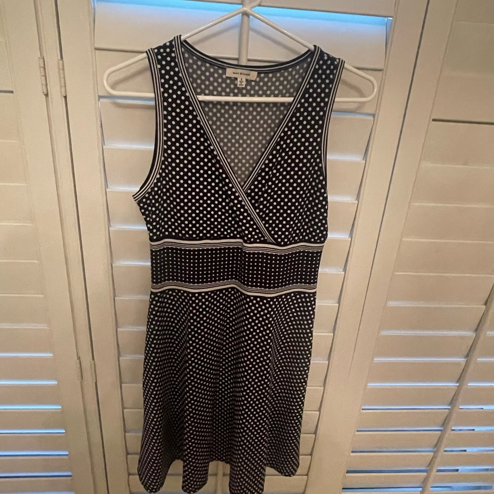 Max Studio Black and White A-Line V-Neck Midi Dress